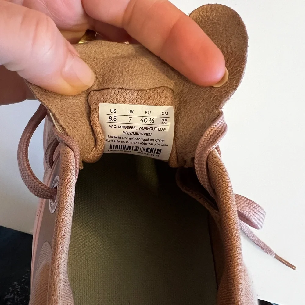 lululemon Women's Chargefeel Low Sneakers Color Mink Size: 8.5 - Picture 15 of 15